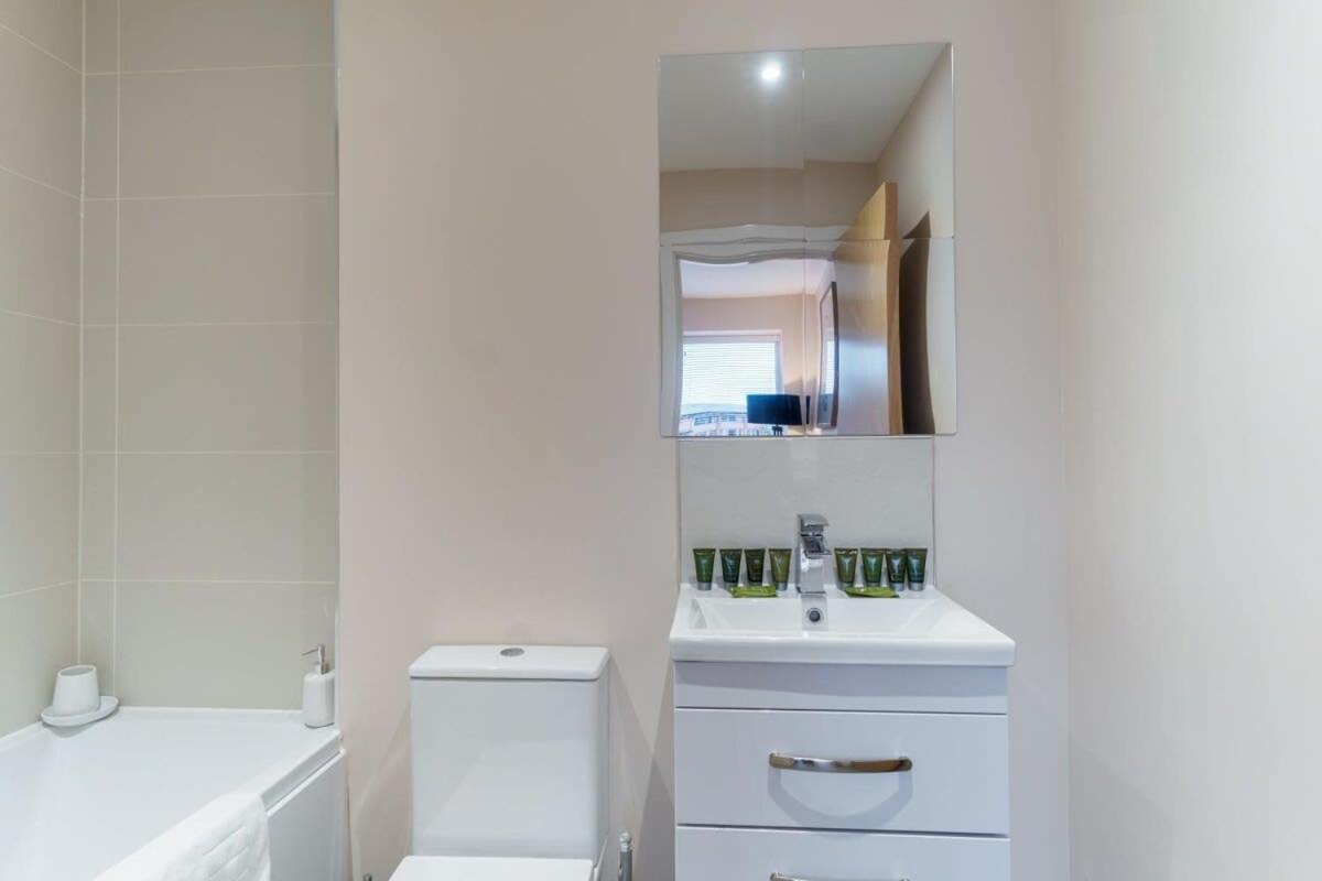 Fantastic 1 Bed Flat Manchester - Sleeps 3 外观 照片